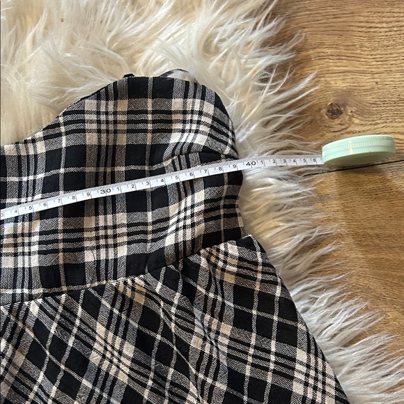 NEW BDG Plaid Black and White Women's Skirt SIZE XS-TP - Picture 8 of 9
